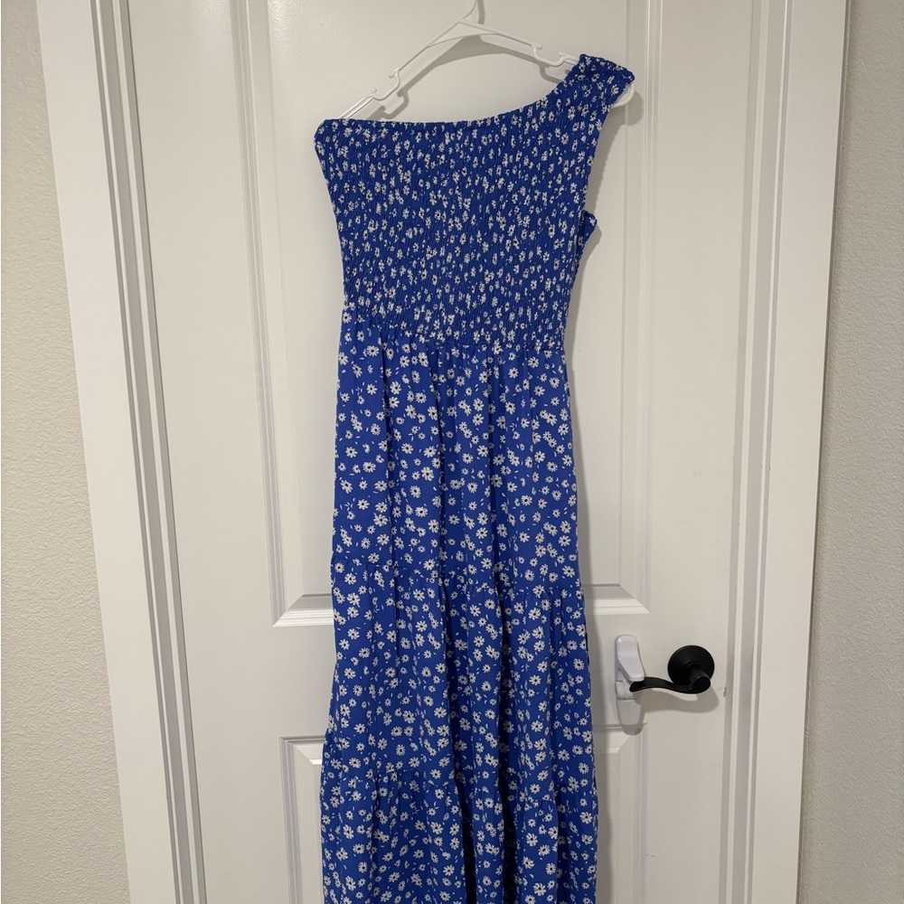 Chic Blue Floral One-Shoulder Maxi Dress (S)